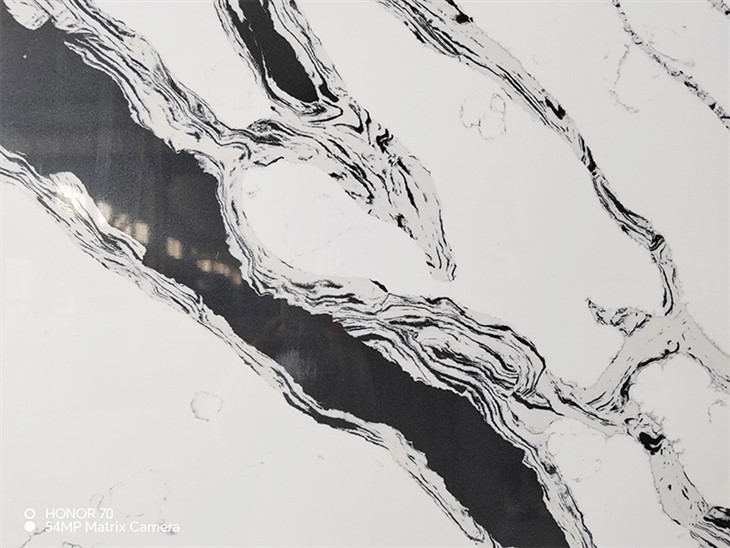 Calacatta Panda Quartz (5)